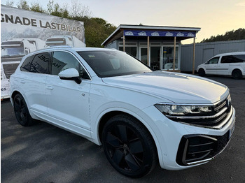 سيارة دفع رباعي VOLKSWAGEN