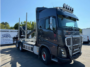 شاحنة قطع الأشجار VOLVO FH16 750
