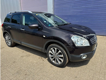 سيارة دفع رباعي NISSAN
