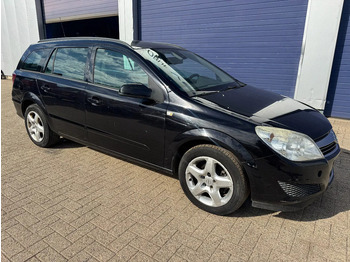 سيارة OPEL