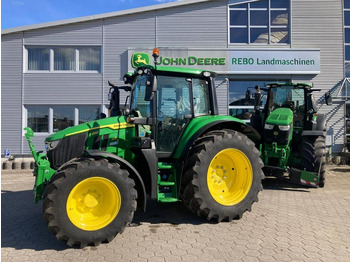 جرار JOHN DEERE