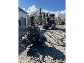 حصادة الأخشاب KOMATSU