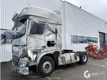 وحدة جر DAF XF 510