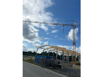 رافعة برجية LIEBHERR