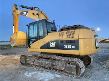حفار زحاف CAT 323 DLN: صورة 3