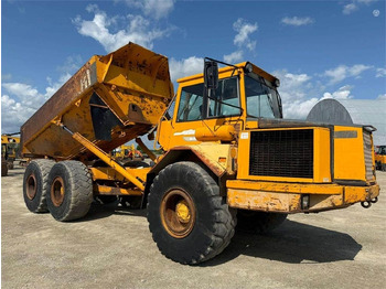 شاحنة قلاب مفصلية VOLVO A25C