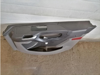 باب و قطع الغيار - شاحنة Scania Door trim panel 2935304: صورة 3