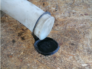 مساحة الزجاج الأمامي - شاحنة Volvo Windscreen washer fluid tank 20382655: صورة 5