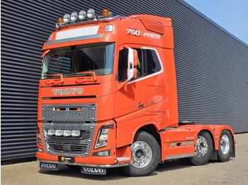 وحدة جر VOLVO FH16 750