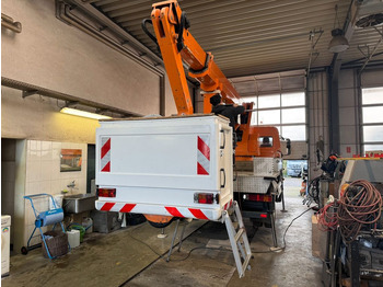 منصة تلسكوبية محمولة على شاحنة, شاحنة التوصيل Mercedes-Benz 815 4x2 Hubarbeitsbühne Wumag  170 high 17 m: صورة 4