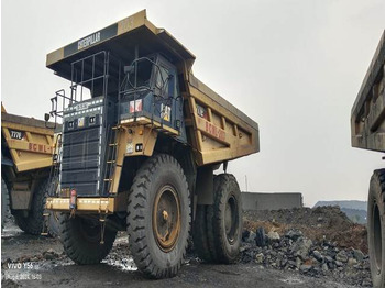 شاحنة قلاب صلبة CATERPILLAR 777