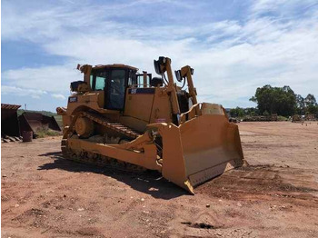 جرافة CATERPILLAR D8T
