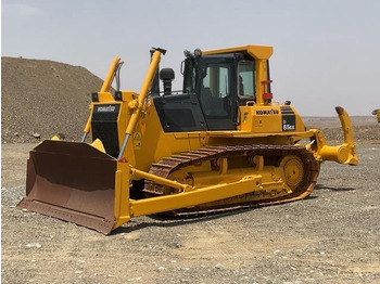 جرافة KOMATSU D85EX-15