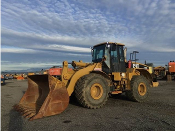 اللودر بعجل CATERPILLAR 966G