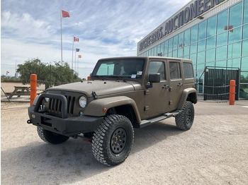 سيارة JEEP
