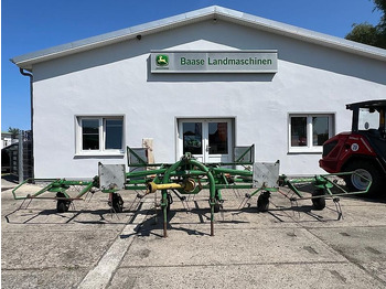 آلة تيبيس العشب/ آلة جمع العشب JOHN DEERE