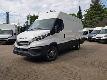 فان IVECO Daily 35s18