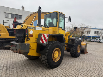 اللودر بعجل Komatsu Hanomag WA270-3 Radlader Klima: صورة 4