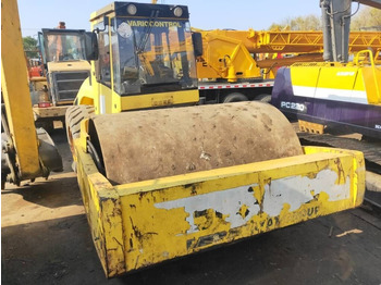 مدحلة ضاغطة BOMAG BW 226 D H-4: صورة 2