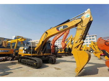 حفارة CATERPILLAR 329D