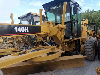 ممهدة CATERPILLAR 140H