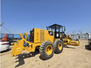 ممهدة CATERPILLAR 140K