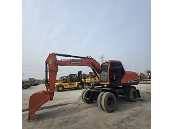 حفارة دولاب DOOSAN DX150W: صورة 3 حفارة دولاب DOOSAN DX150W: صورة 3