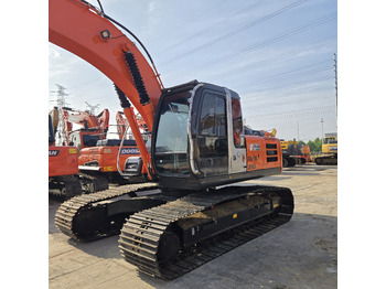 حفارة HITACHI ZX210