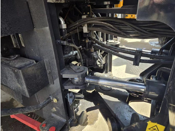 اللودر بعجل LiuGong 856H: صورة 4