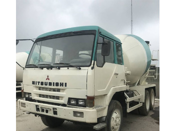 شاحنة خلاطة خرسانة MITSUBISHI