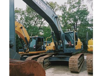 حفار زحاف VOLVO EC480DL