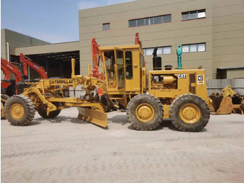 ممهدة CATERPILLAR 140G