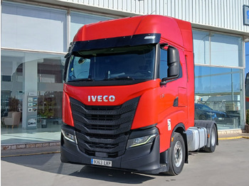 وحدة جر IVECO