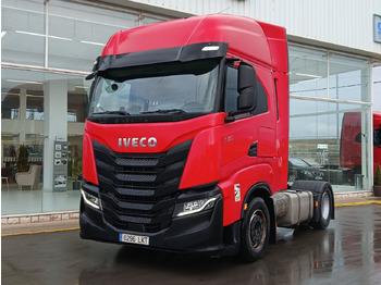وحدة جر IVECO