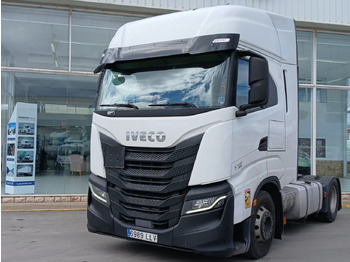 وحدة جر IVECO