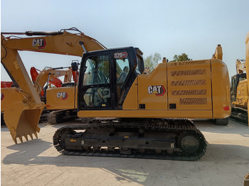 حفار زحاف CATERPILLAR 320GC