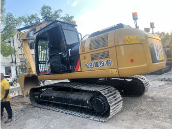 حفار زحاف CATERPILLAR 320GC