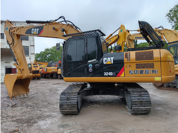 حفار زحاف CATERPILLAR 324DL