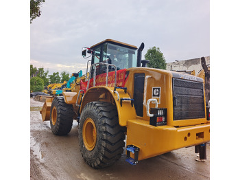 اللودر بعجل CATERPILLAR 966H