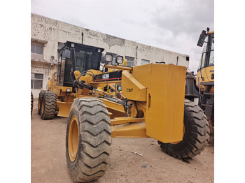 ممهدة CATERPILLAR 140H
