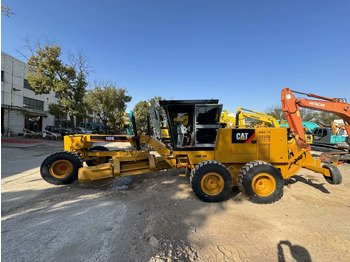 ممهدة CATERPILLAR 140K