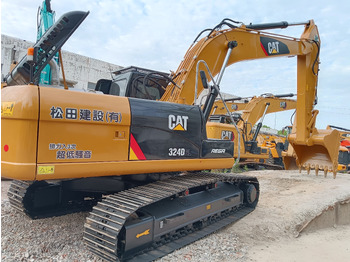 حفار زحاف CATERPILLAR 324DL