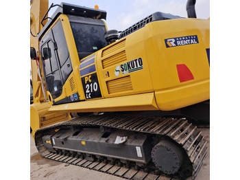 حفار زحاف KOMATSU PC200-8