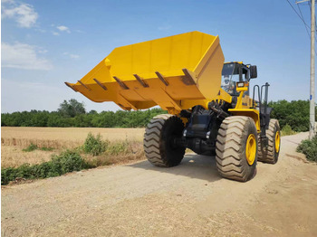 اللودر بعجل KOMATSU WA470