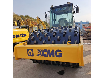 مدحلة ضاغطة XCMG XS223J