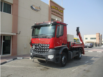 شاحنة نقل المخلفات MERCEDES-BENZ Arocs 1832