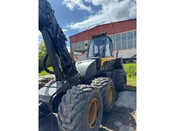 حصادة الأخشاب PONSSE