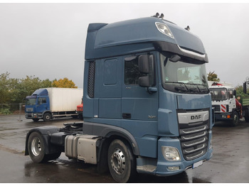 وحدة جر DAF XF 530