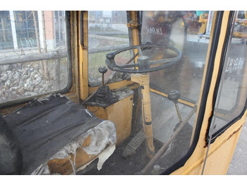 كابينة - آلات البناء Liebherr A911C: صورة 2