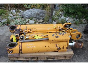 اسطوانة هيدروليكية - آلات البناء Liebherr L 574: صورة 2